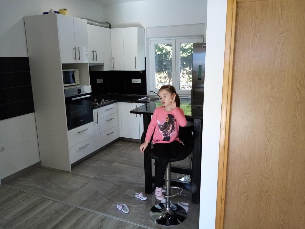 Apartment Nino 그라다츠 외부 사진
